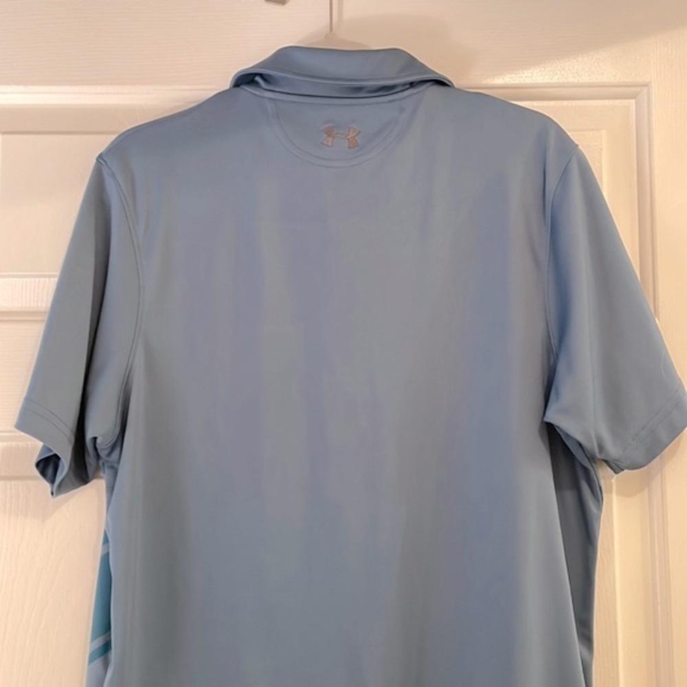 ⭐️SOLD- Men’s Under Armour Blue Striped Regular Heatgear Polo - size Large - Picture 9 of 12
